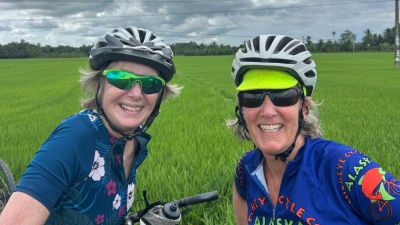 Ellie Dwight Cycling on the  tour with redspokes